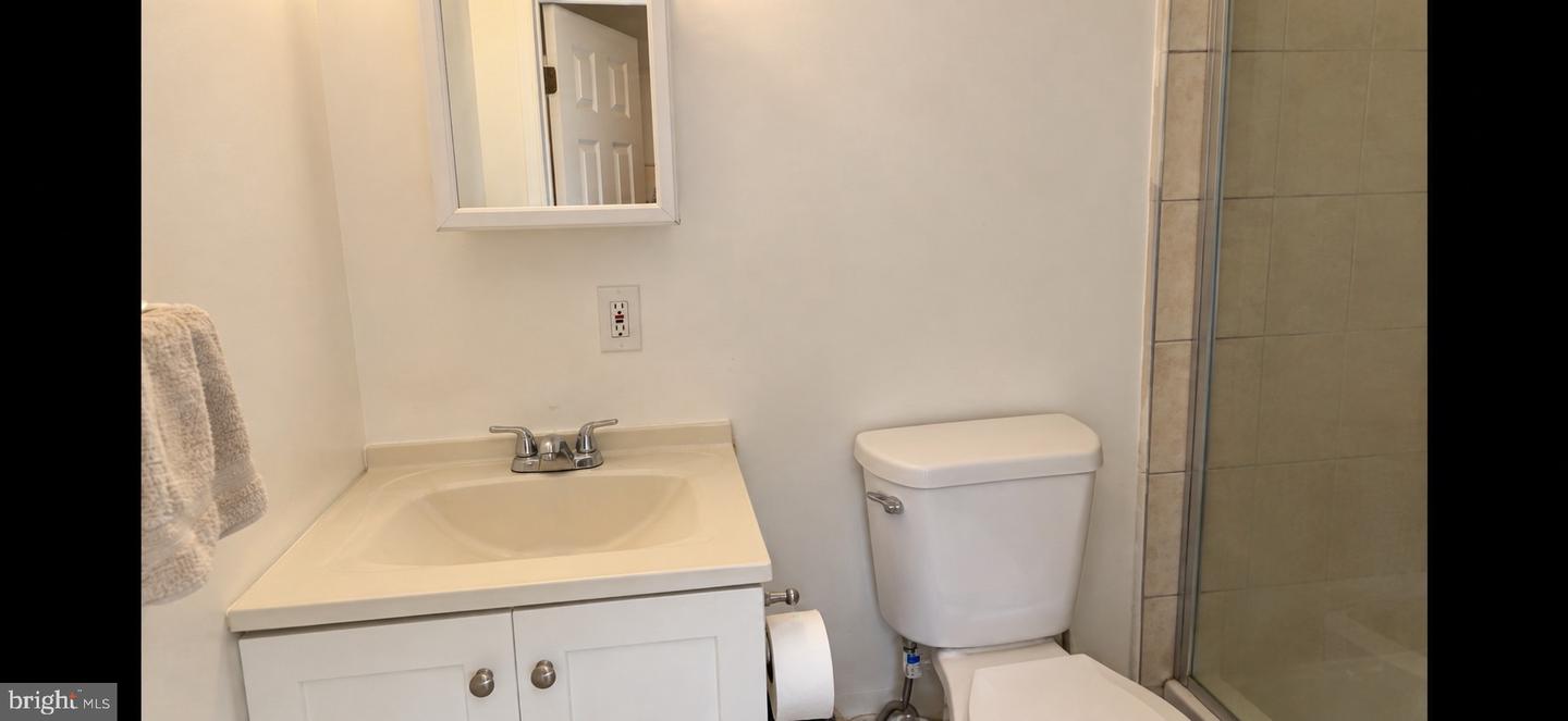 2418 Frederick Ave Property Photo 4