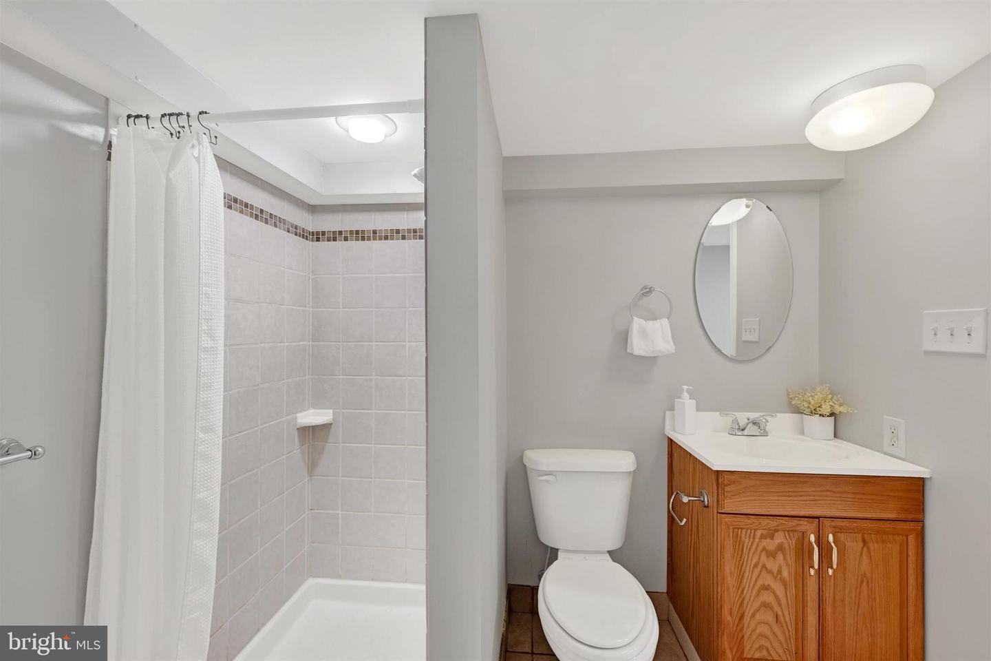611 S Belnord Ave Property Photo 27