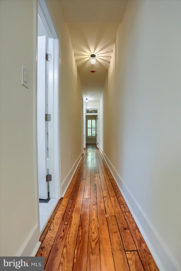 841 Powers St Property Photo 24