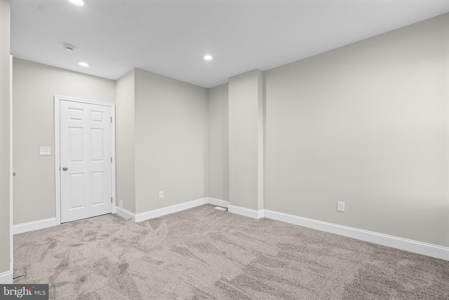 22 N Gilmor St Property Photo 27