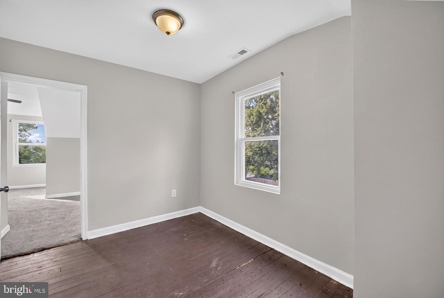 5302 Elsrode Ave Property Photo 23