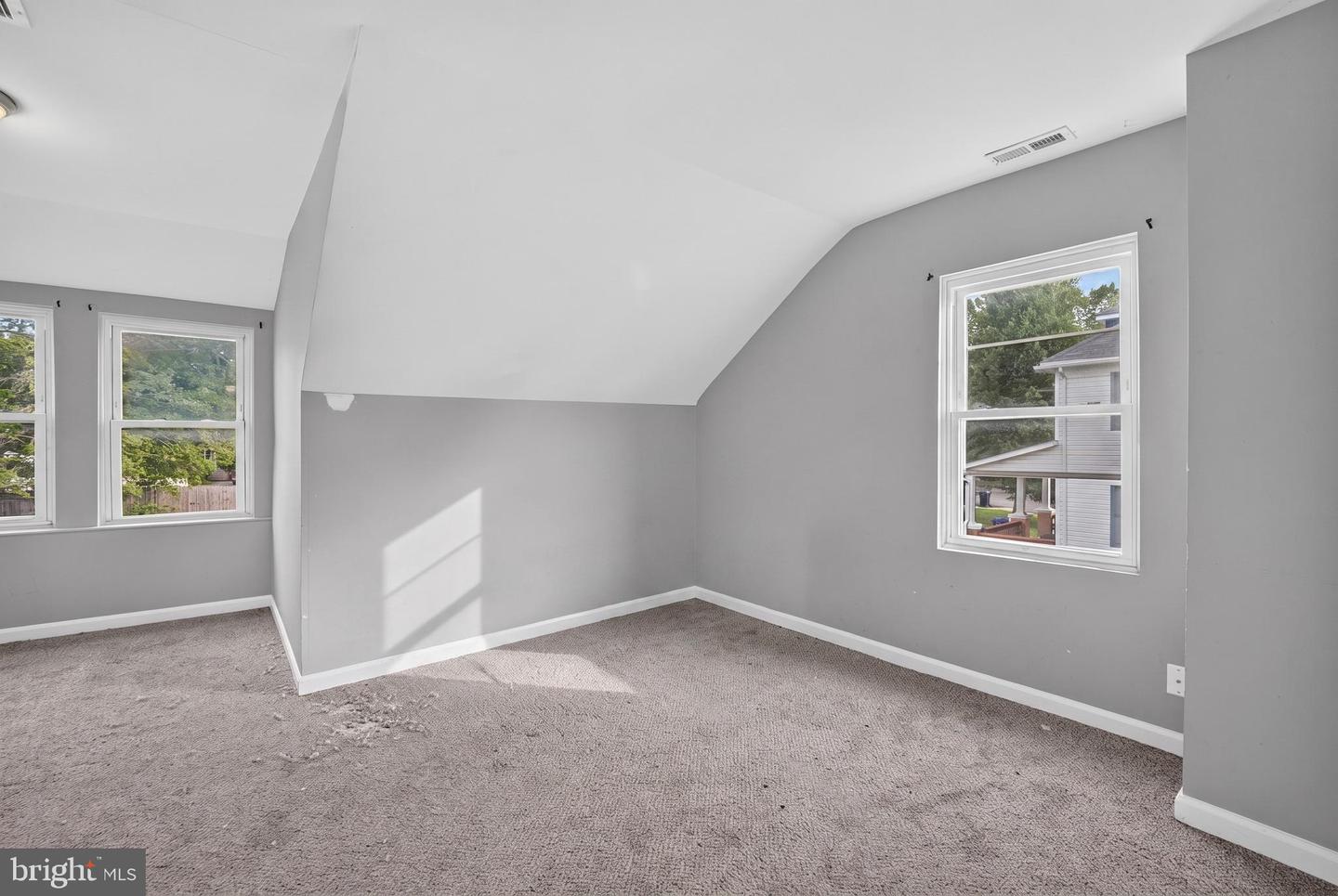 5302 Elsrode Ave Property Photo 25