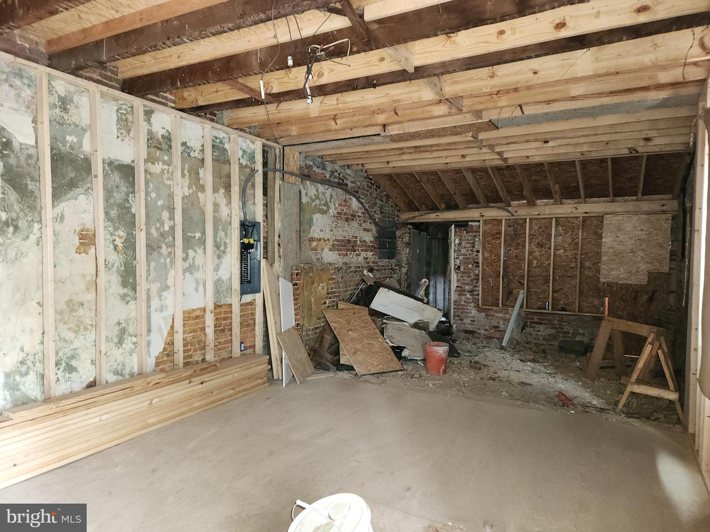 341 S Payson St Property Photo 4