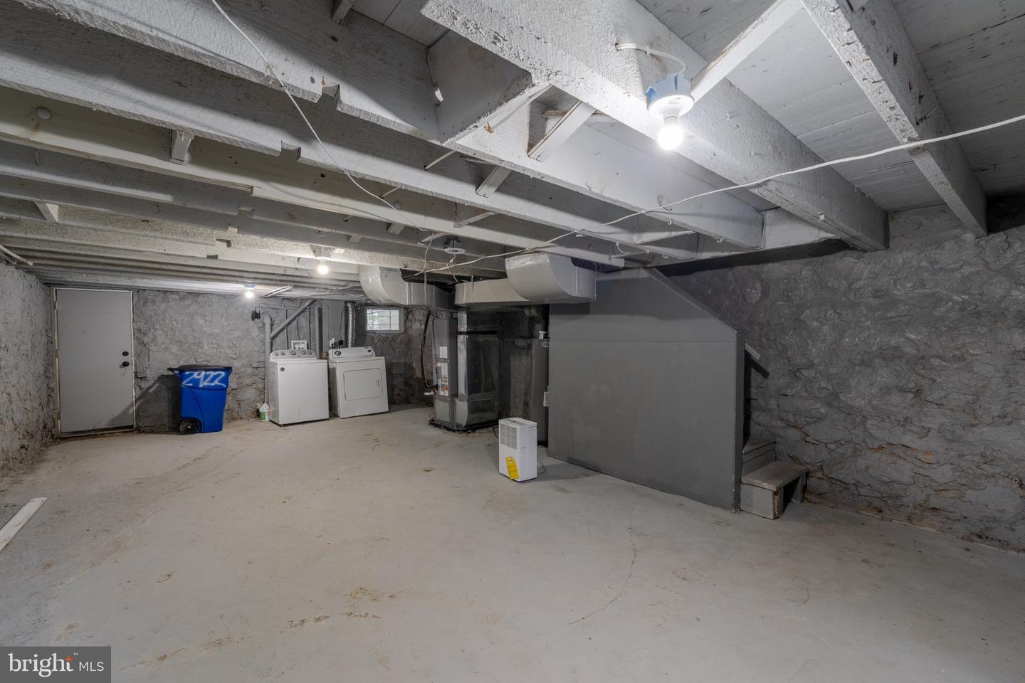 2922 Ridgewood Ave Property Photo 21