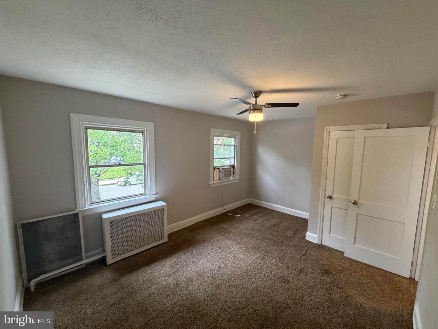 705 Ashburton St Property Photo 11