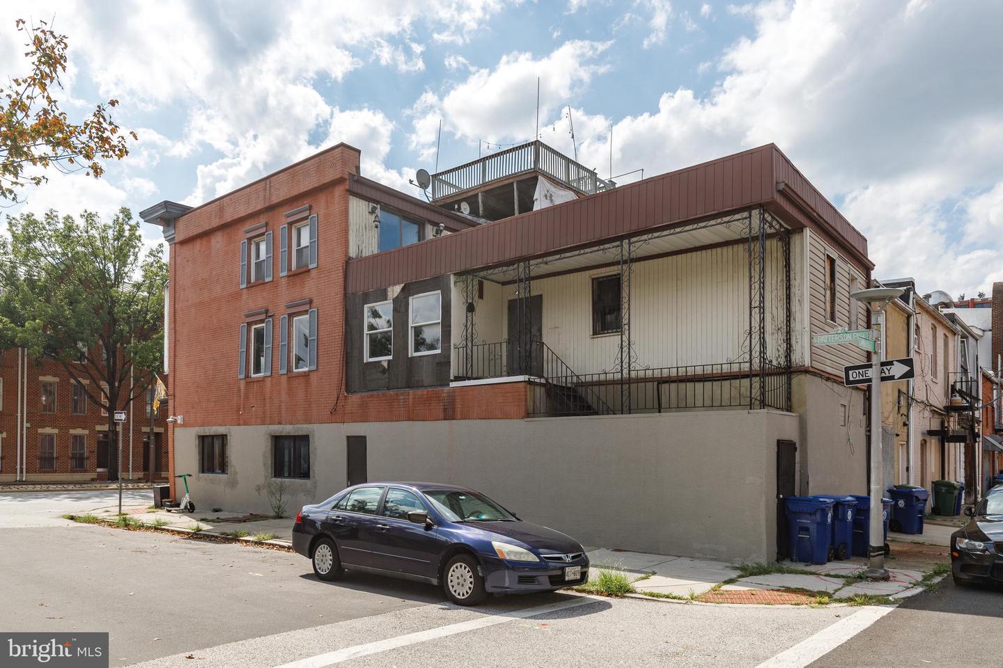 2218 Boston St Property Photo 15