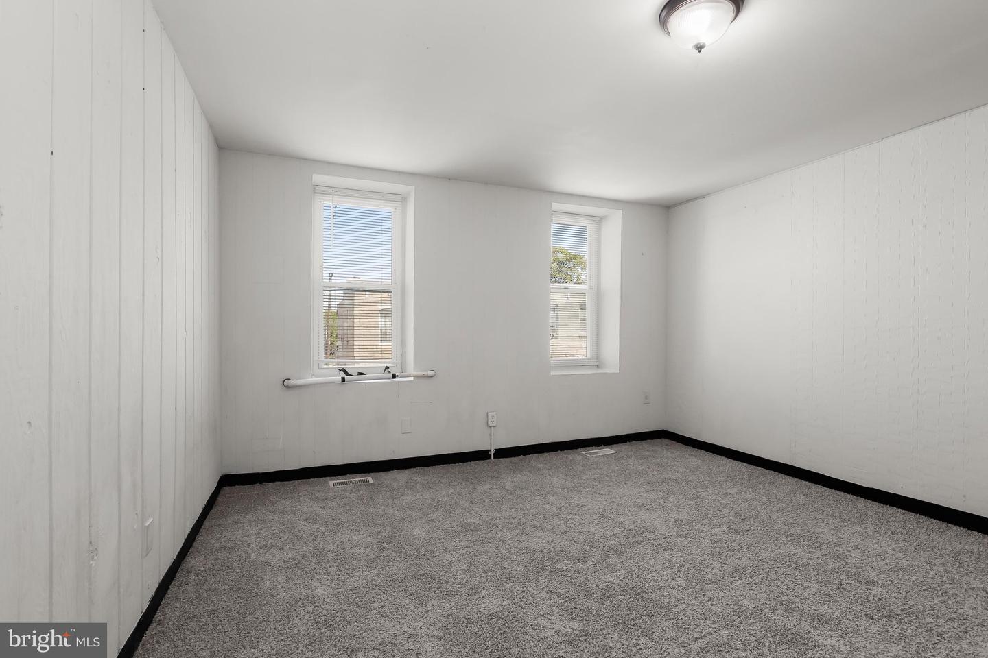 3701 E Lombard St Property Photo 23