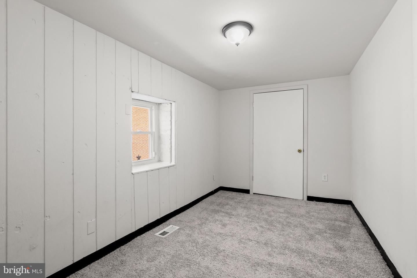 3701 E Lombard St Property Photo 29