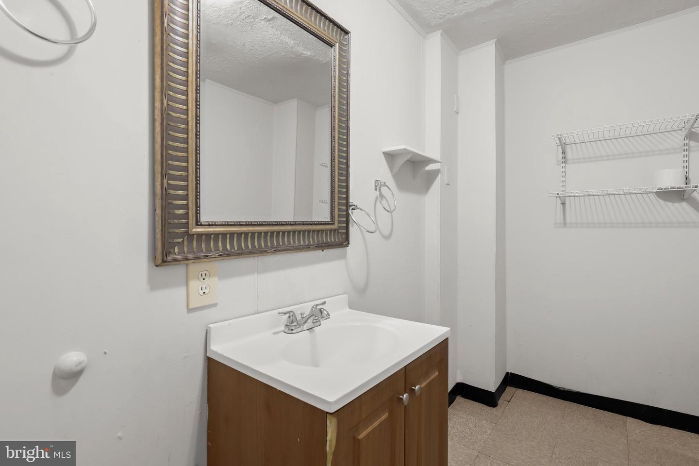 3701 E Lombard St Property Photo 33