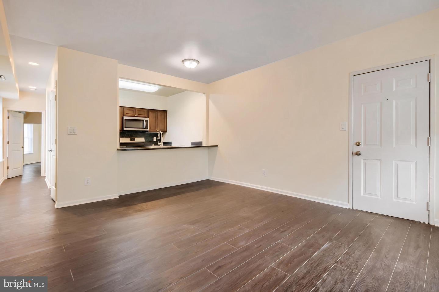 730 S Hanover St #c Property Photo 6