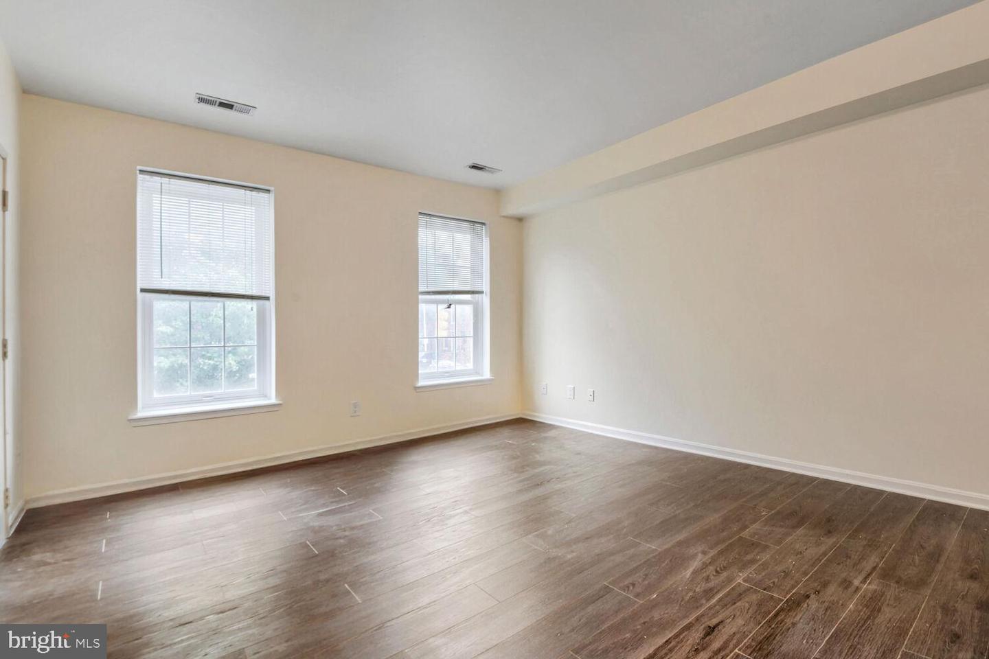 730 S Hanover St #c Property Photo 11