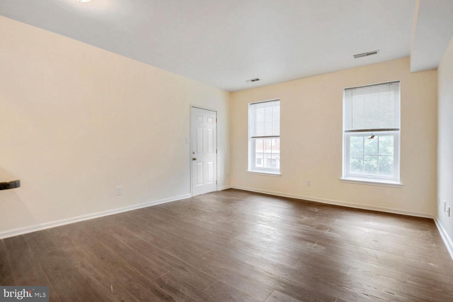 730 S Hanover St #c Property Photo 12