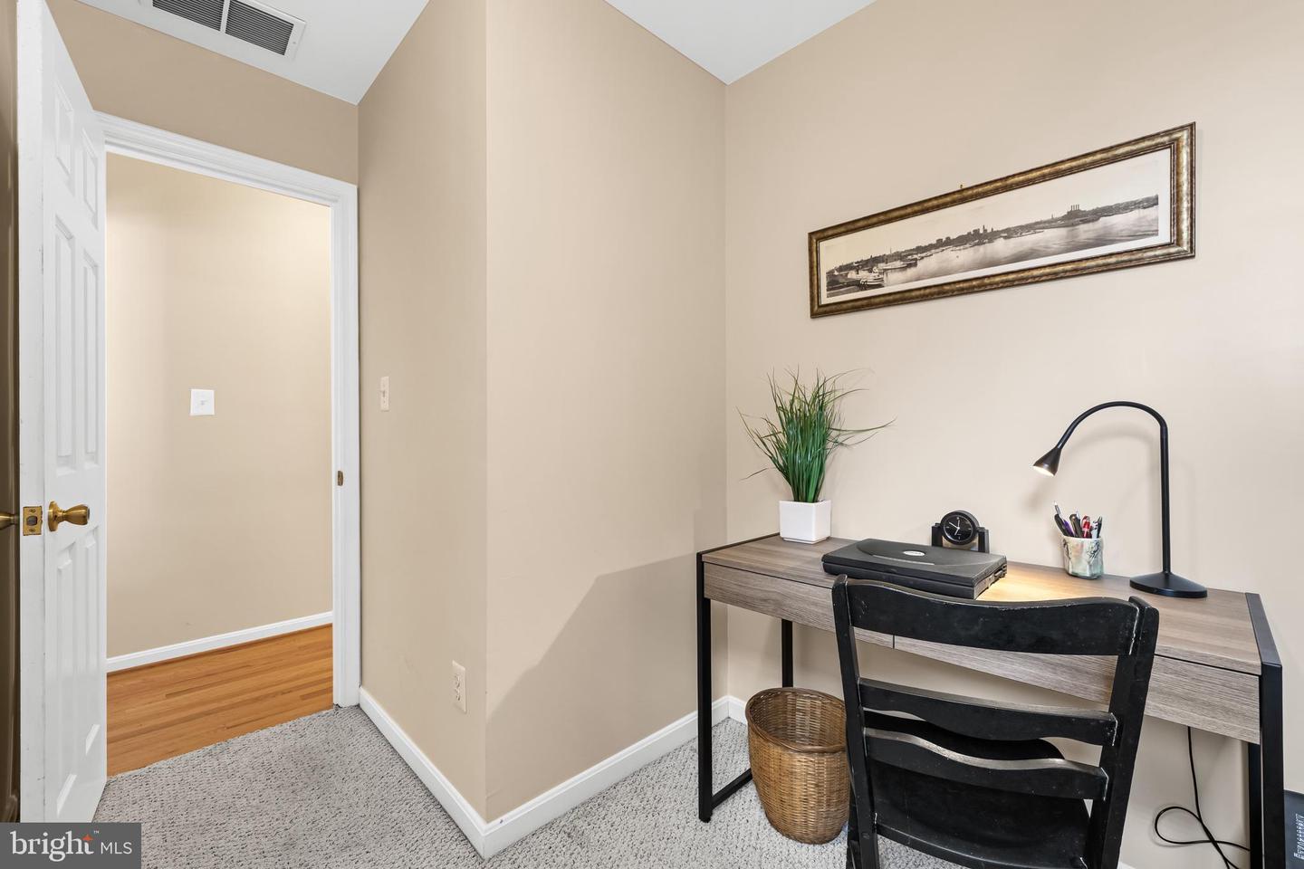1224 S Hanover Property Photo 33