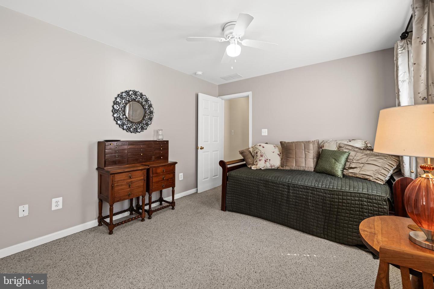 1224 S Hanover Property Photo 36