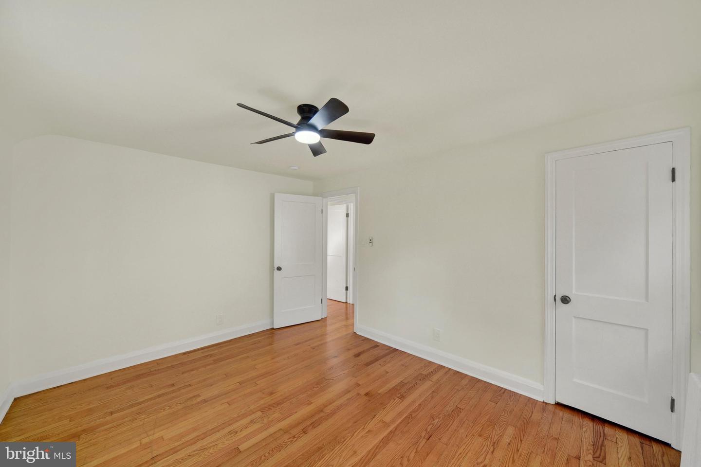 702 Devonshire Rd Property Photo 20