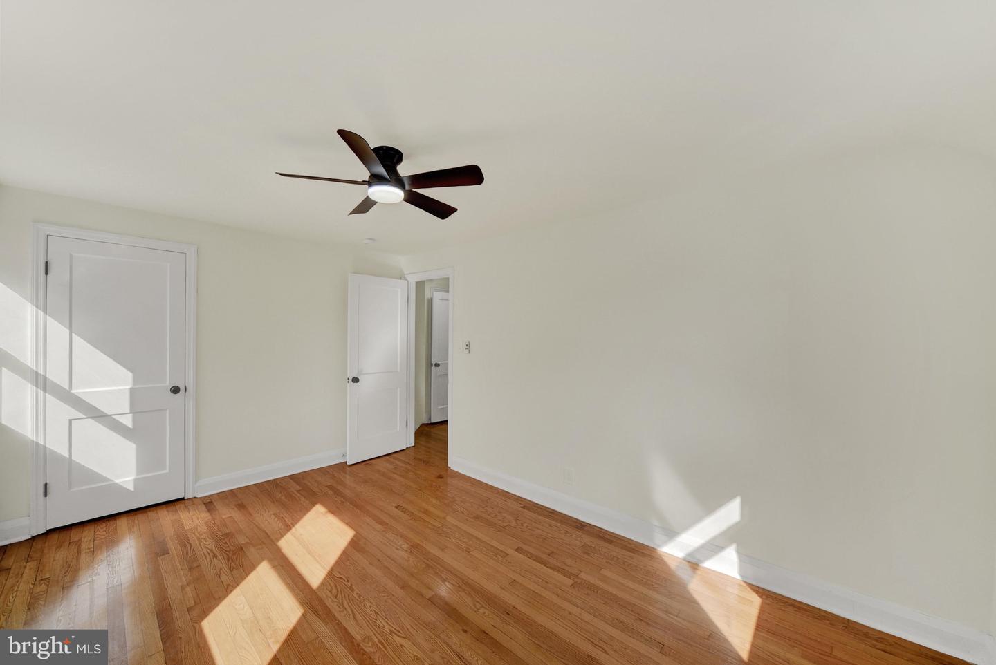 702 Devonshire Rd Property Photo 22