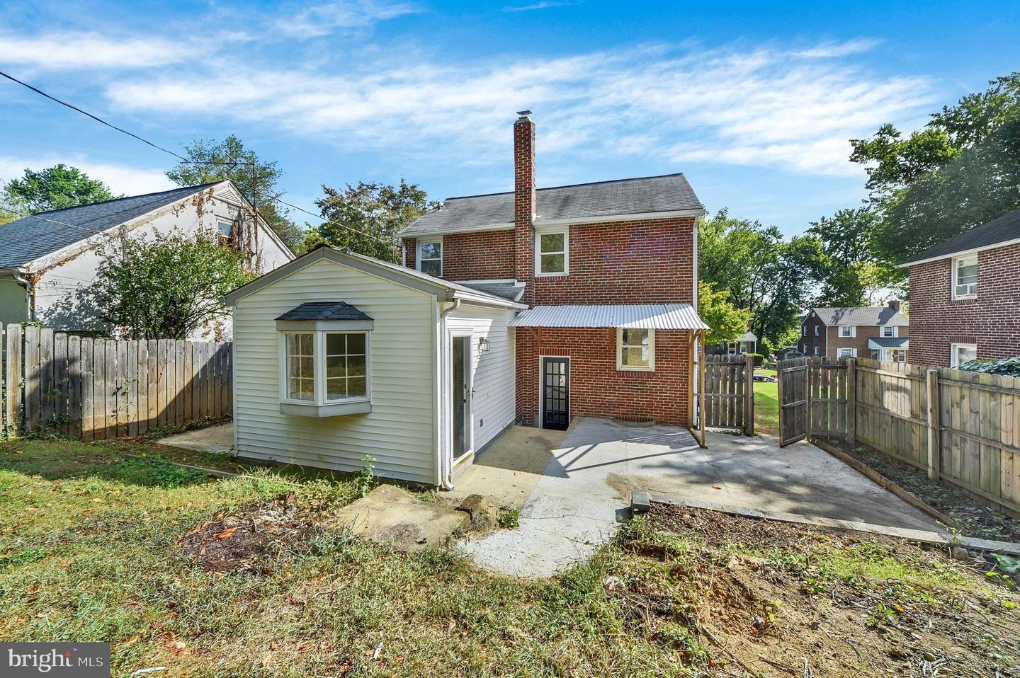 702 Devonshire Rd Property Photo 33