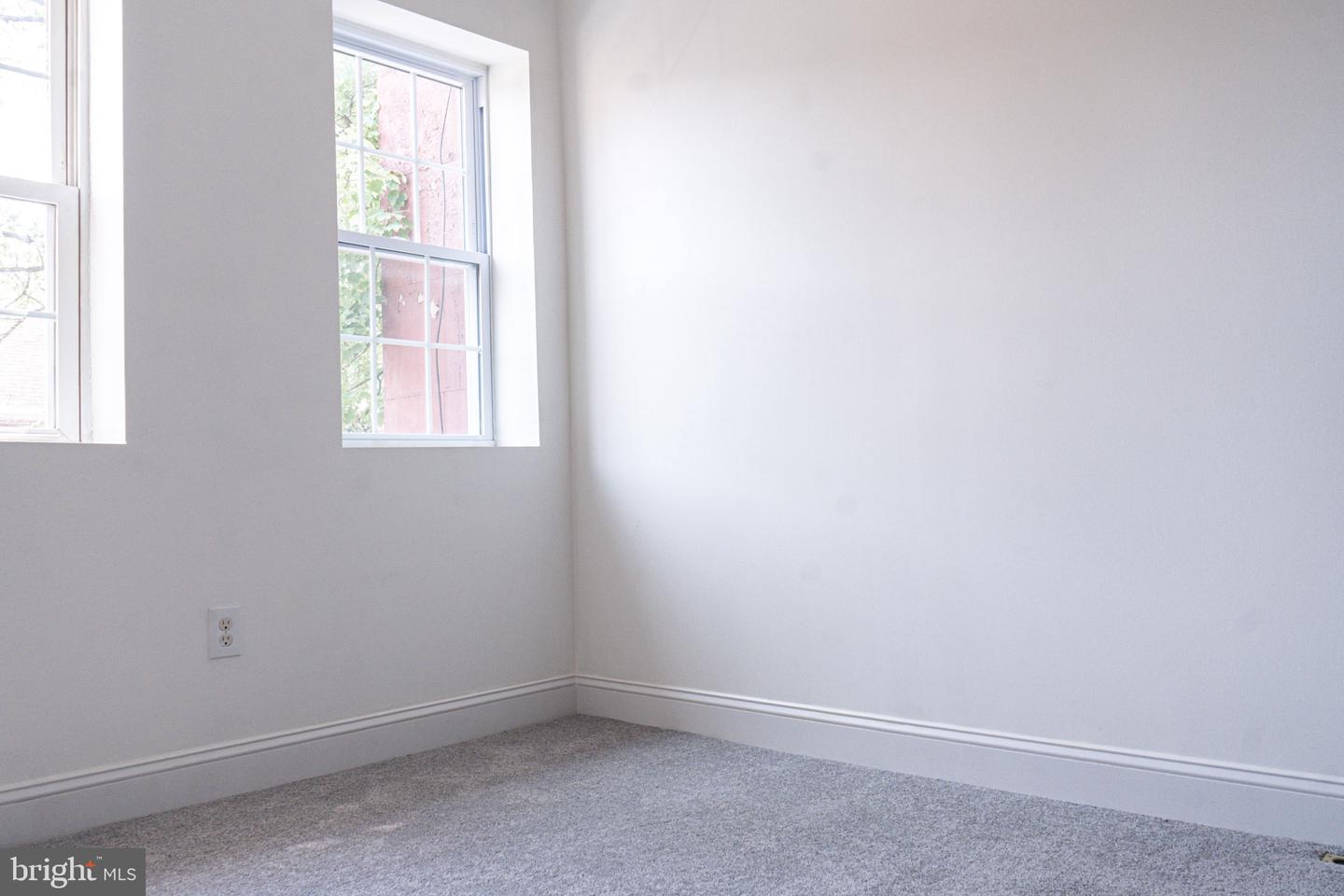 408 George St Property Photo 13