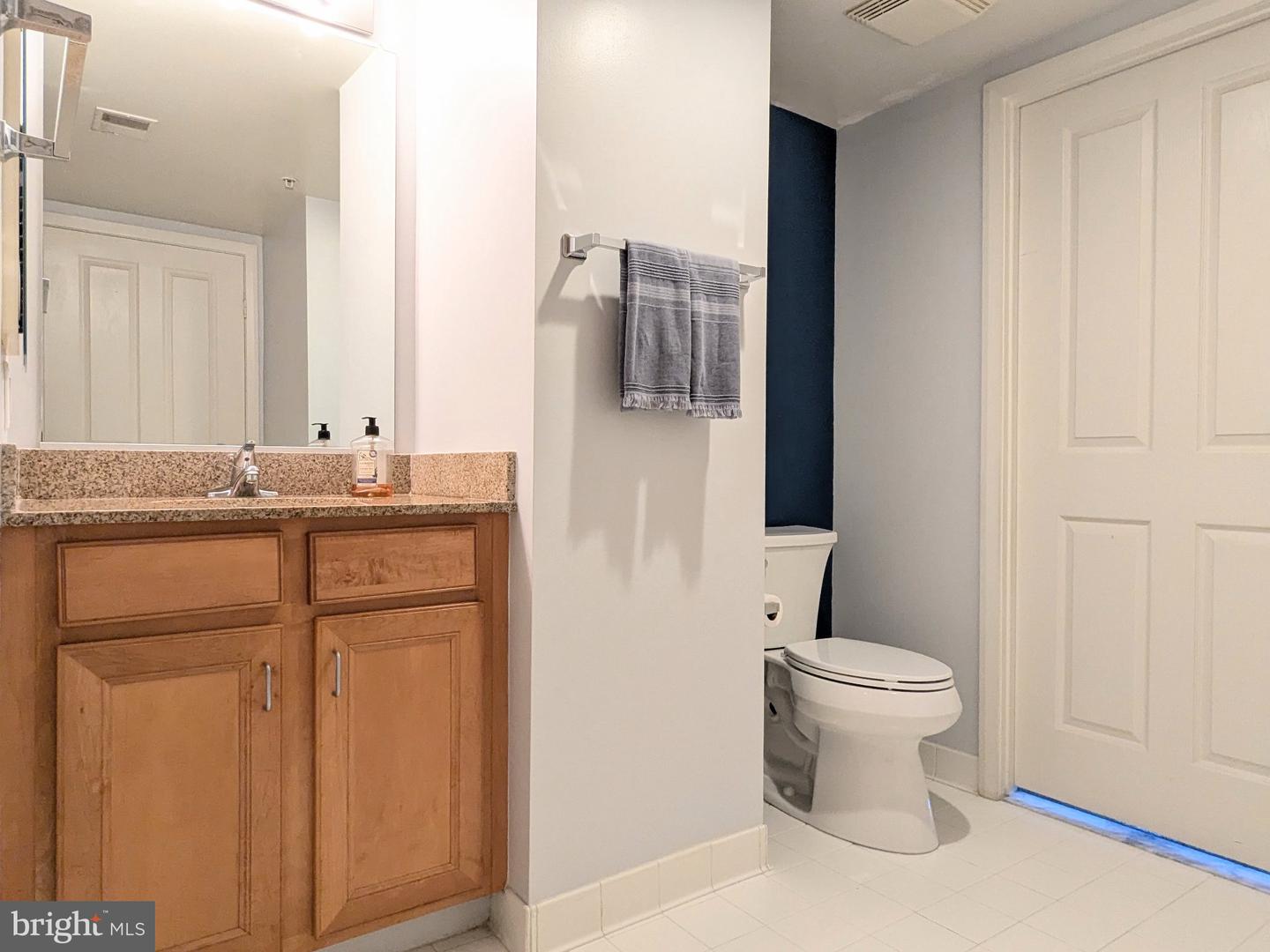 414 Water St #2306 Property Photo 16