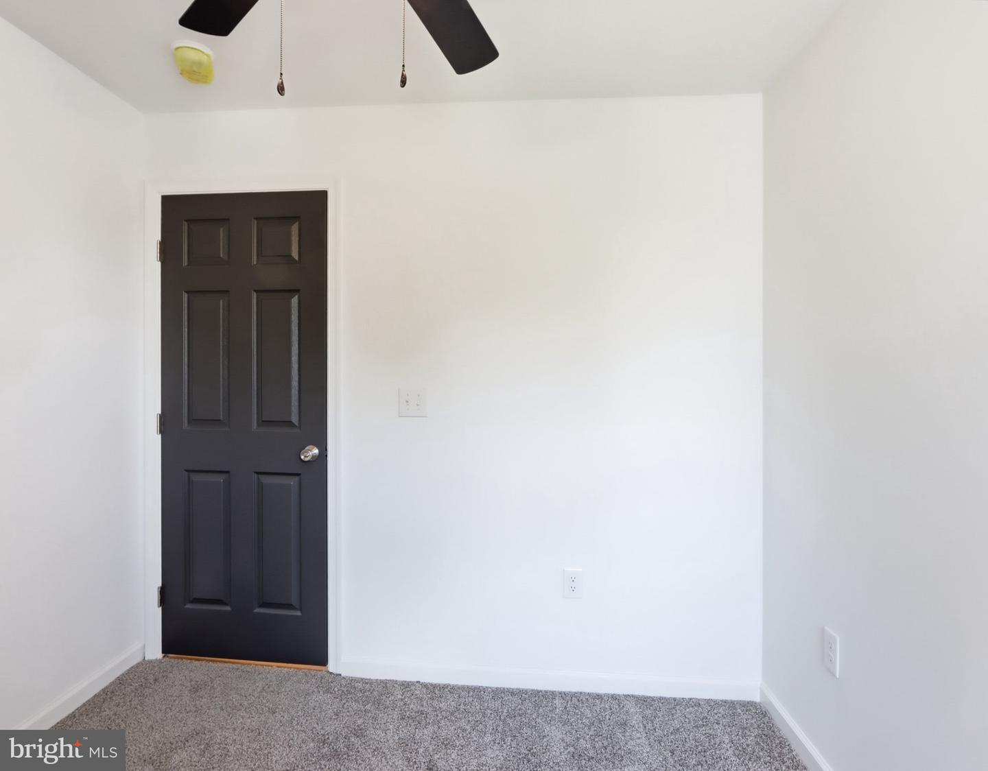 1627 Spence St Property Photo 20
