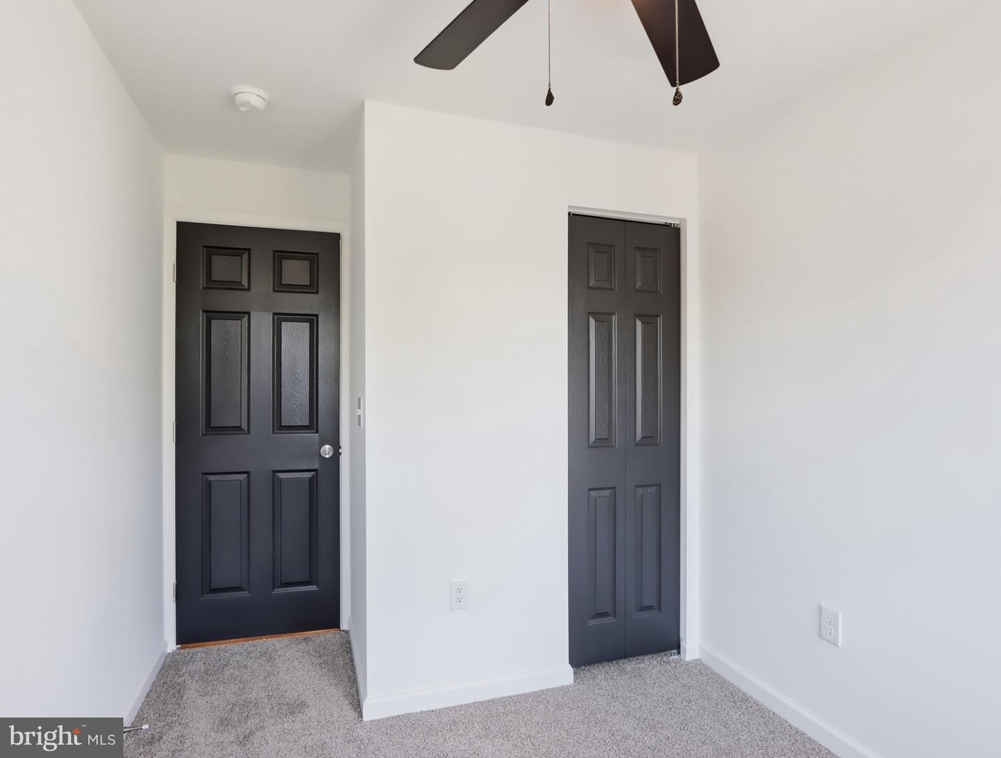 1627 Spence St Property Photo 22