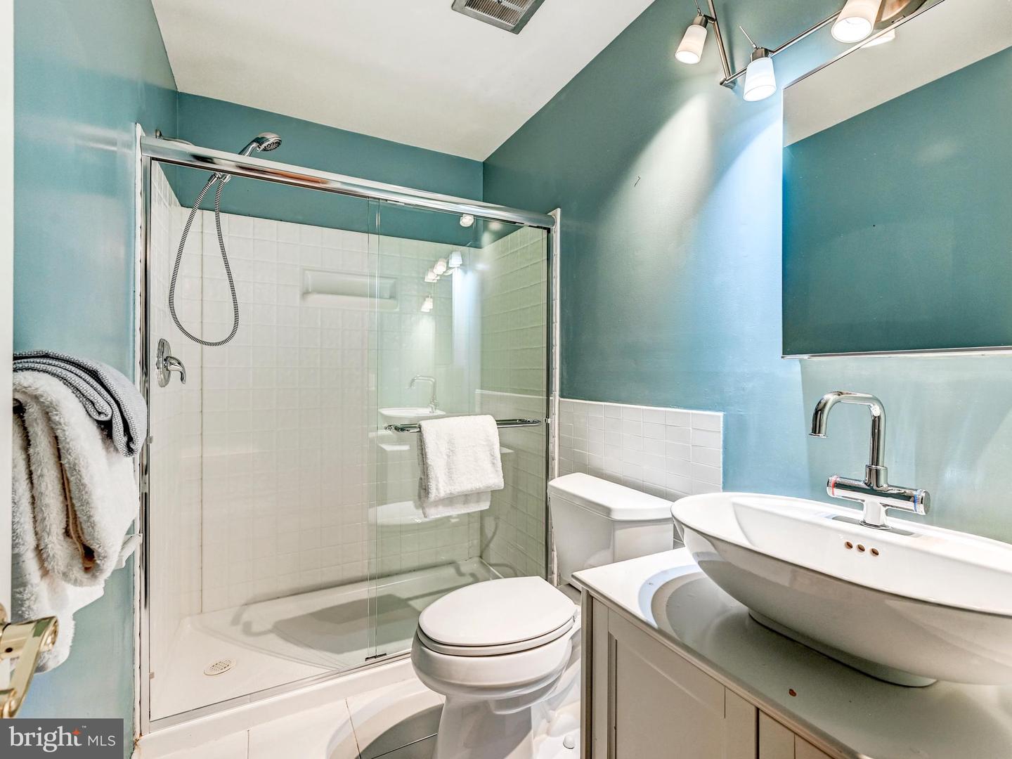 19 Hamill Rd #19a Property Photo 18
