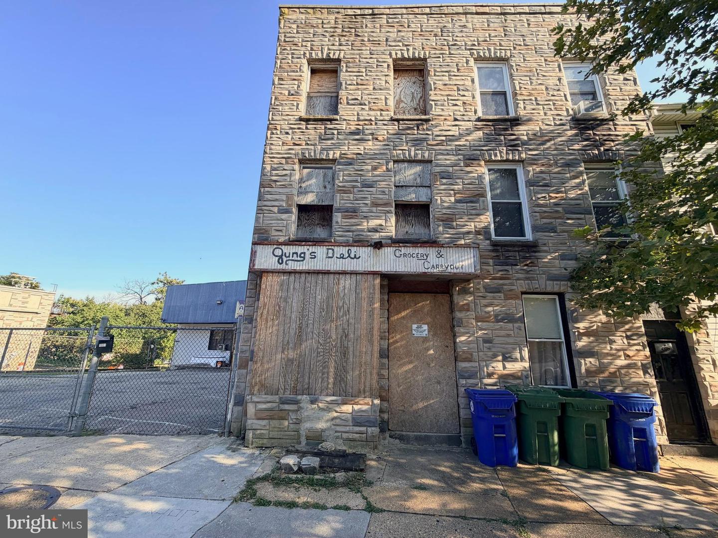 1909 Frederick Ave Property Photo 1