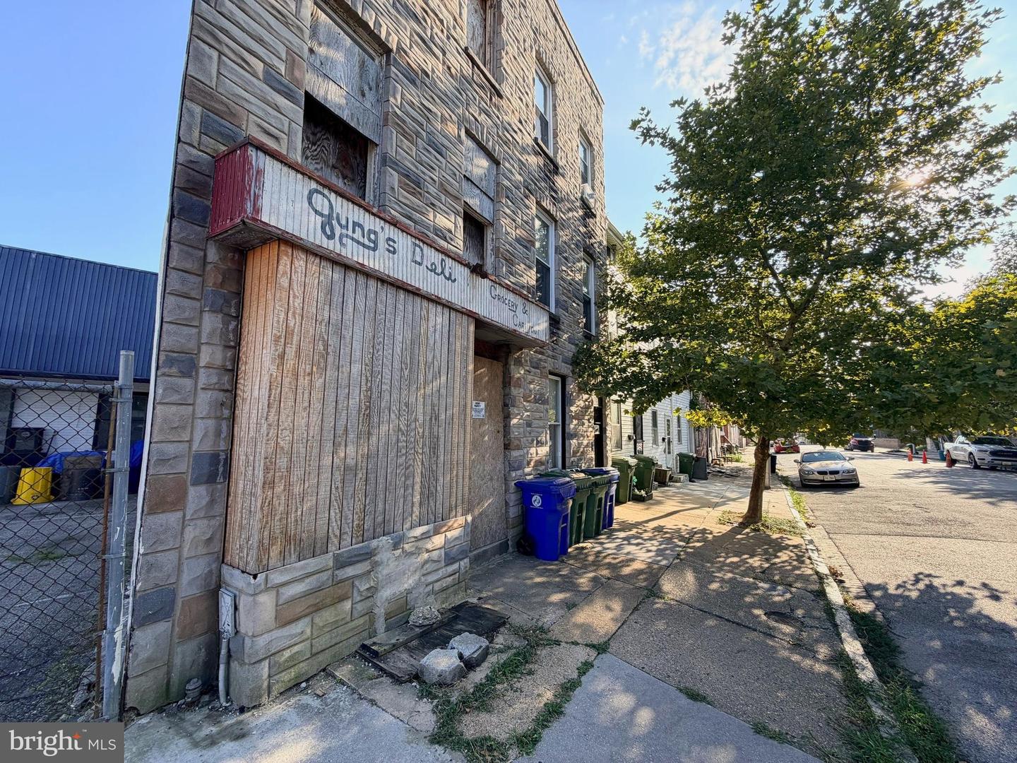 1909 Frederick Ave Property Photo 2