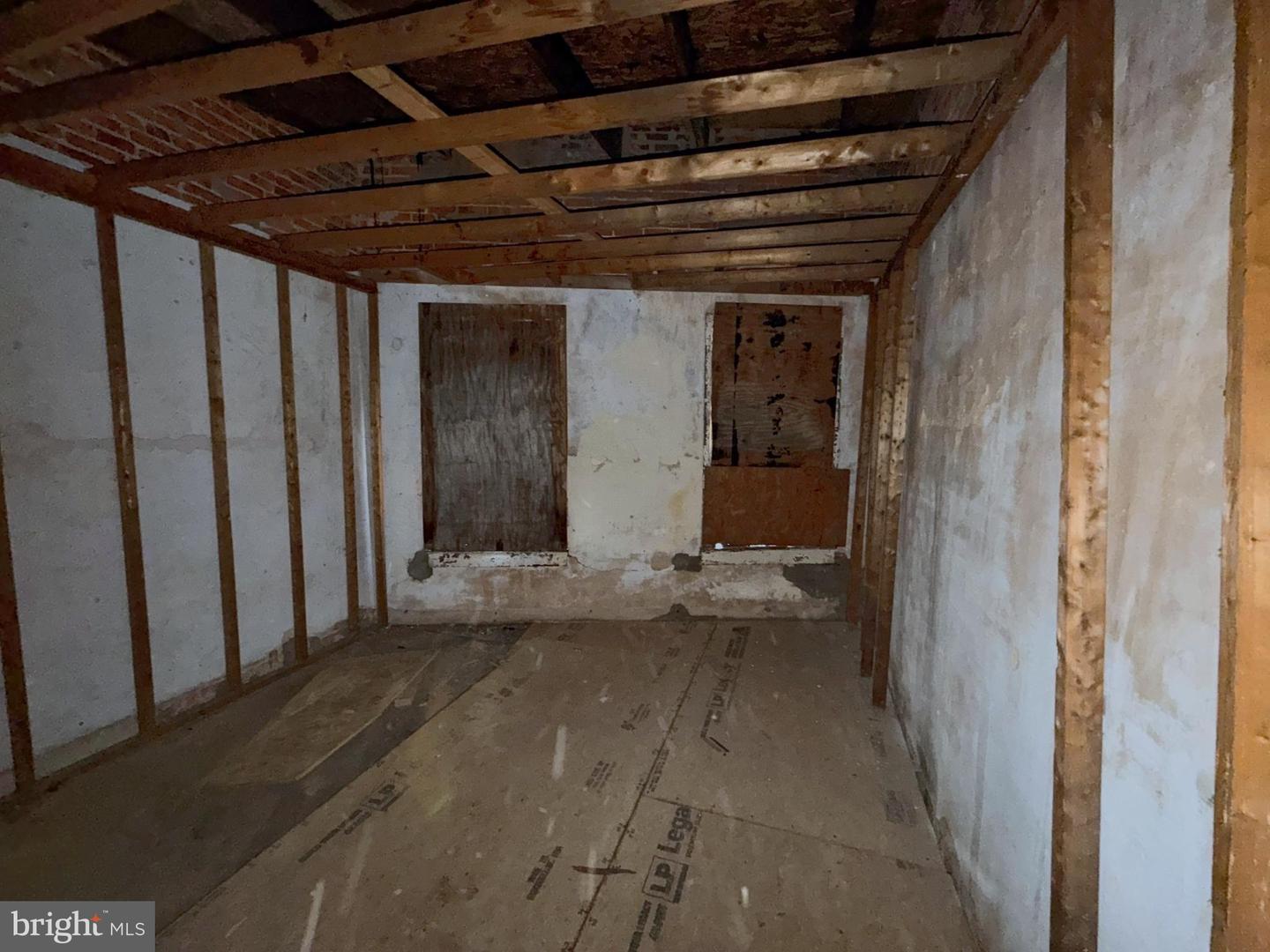 1909 Frederick Ave Property Photo 16