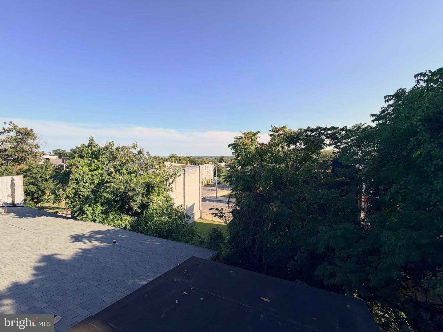 1909 Frederick Ave Property Photo 22