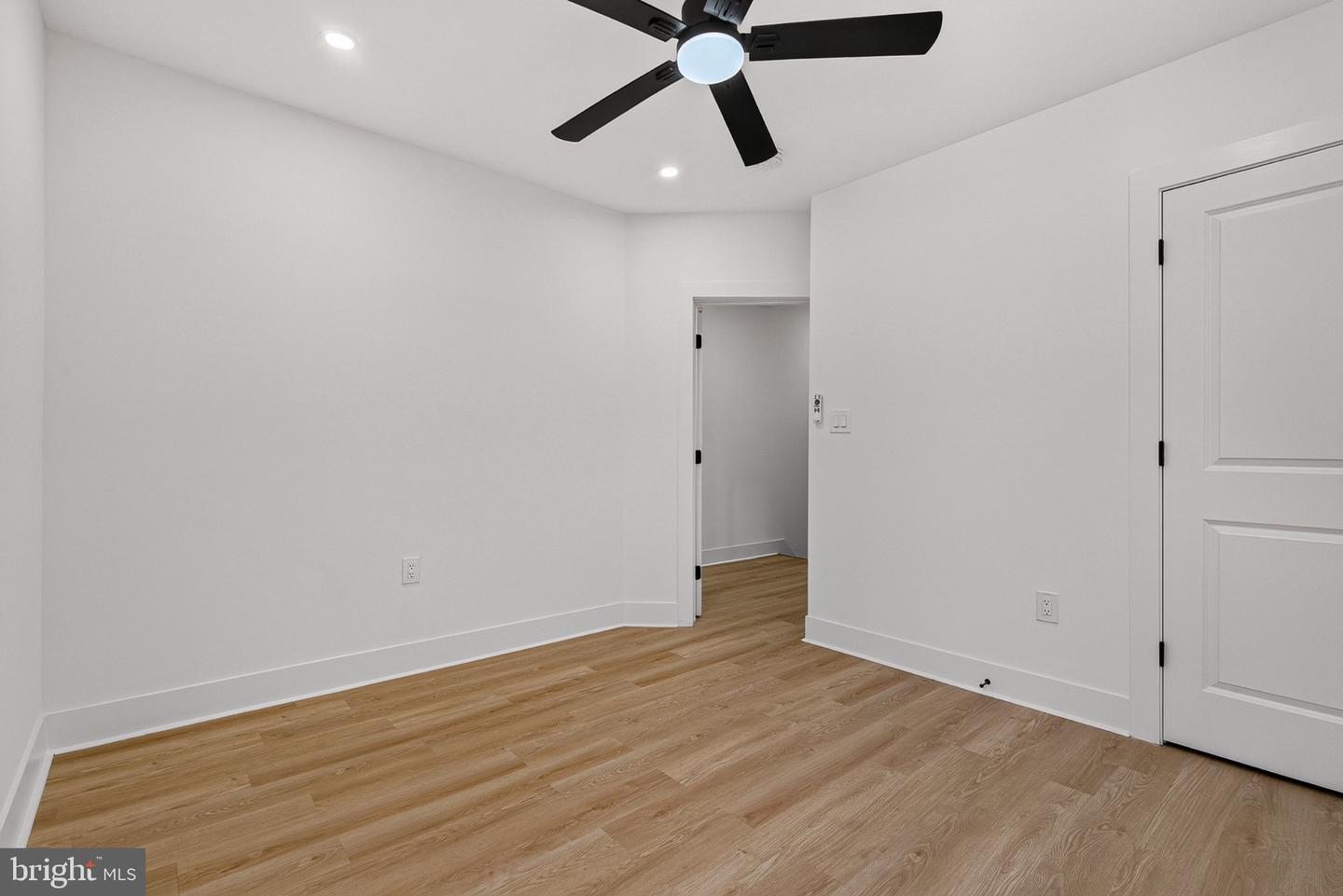 758 Melville Ave Property Photo 21