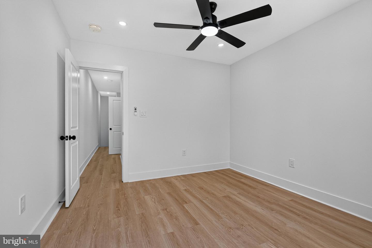 758 Melville Ave Property Photo 24