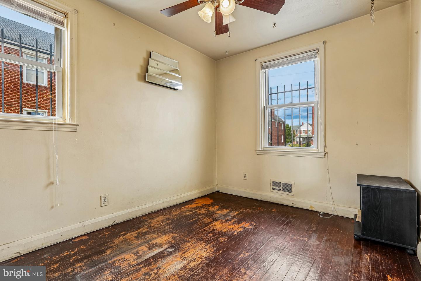 3748 Ravenwood Ave Property Photo 14