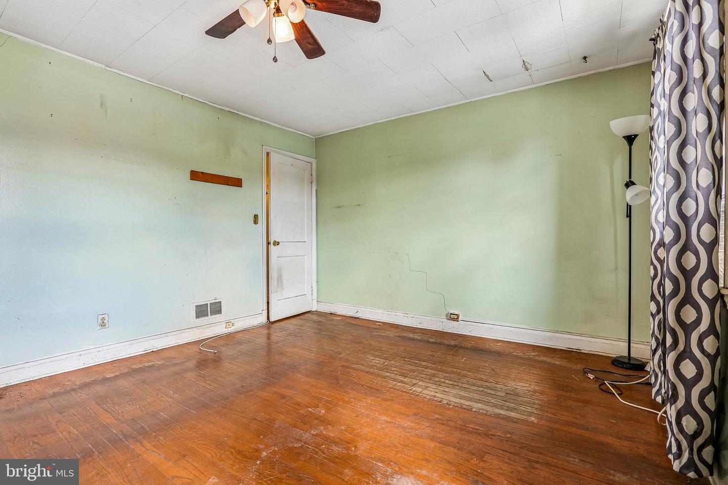 3748 Ravenwood Ave Property Photo 21