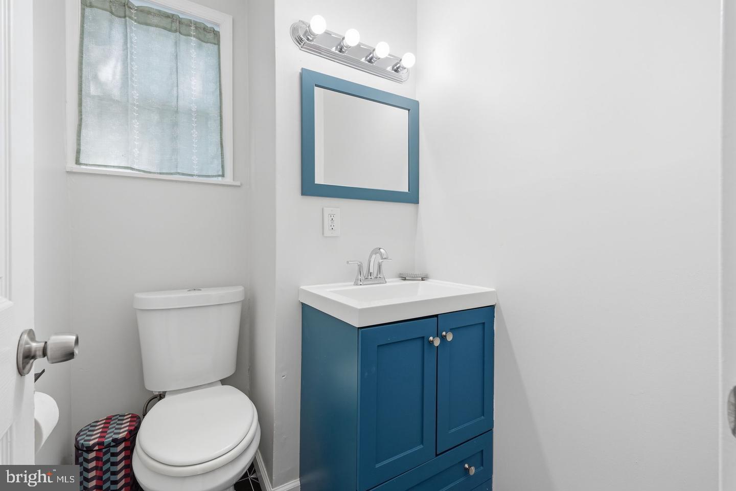 1702 Lakeside Ave Property Photo 16