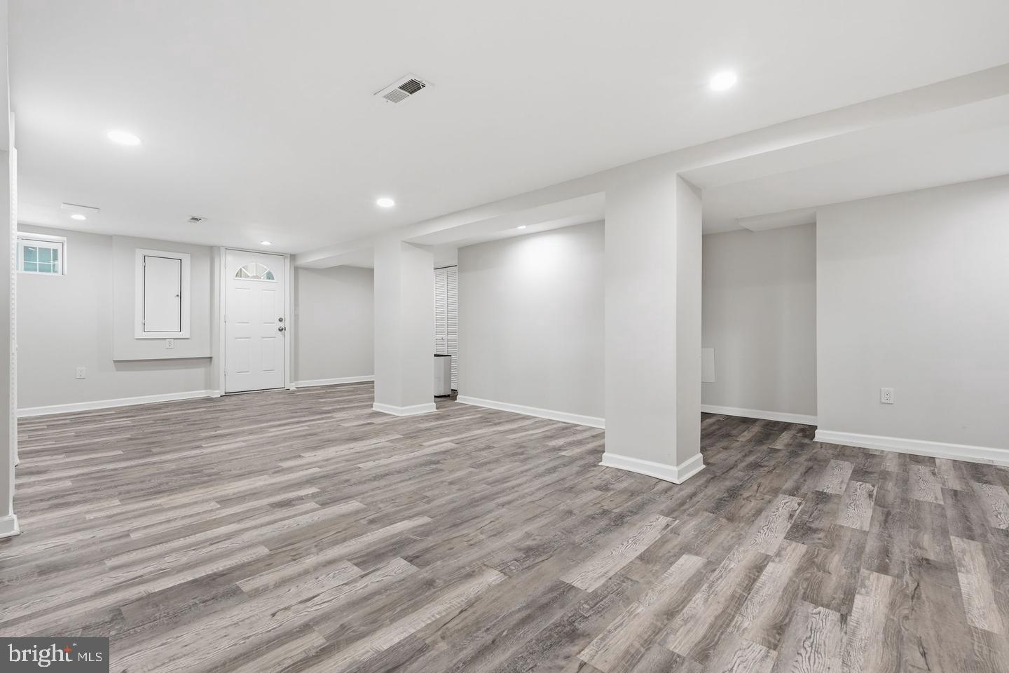 1702 Lakeside Ave Property Photo 31