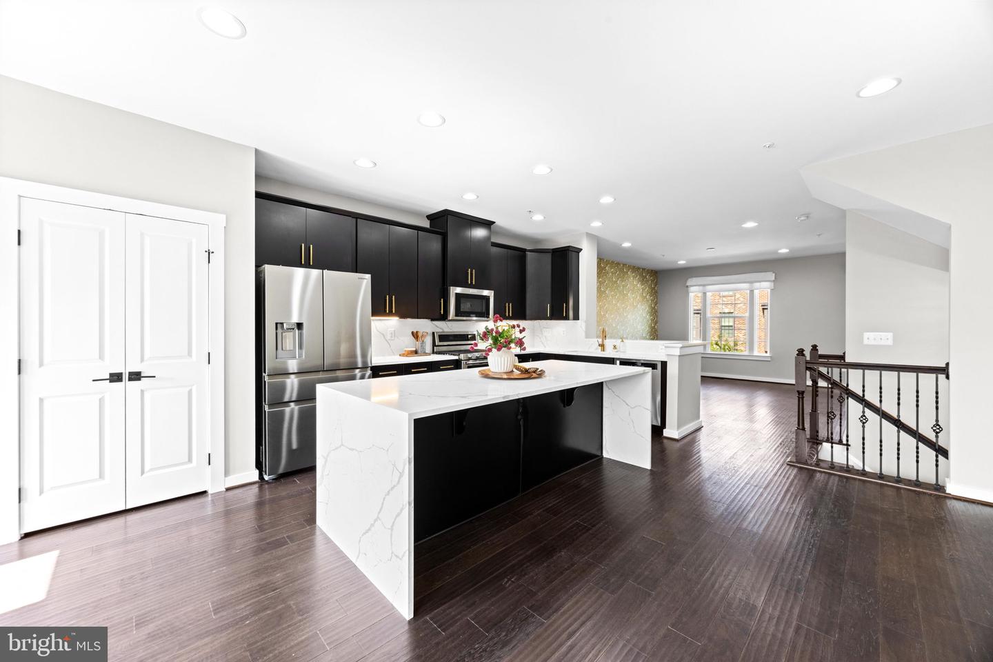4218 Skyview Property Photo 5