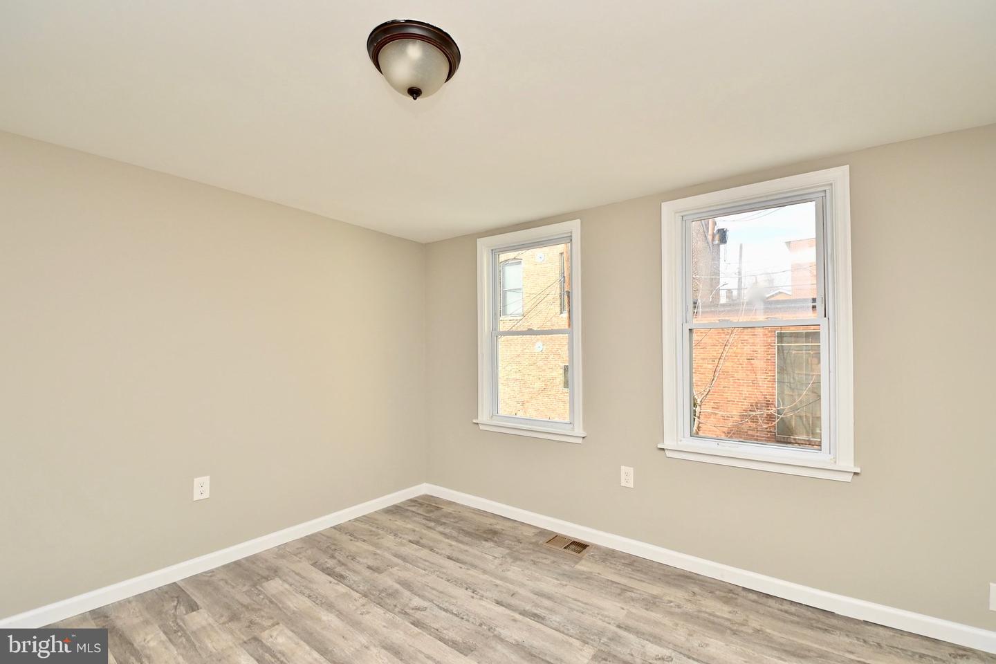 926 Washington Blvd Property Photo 21