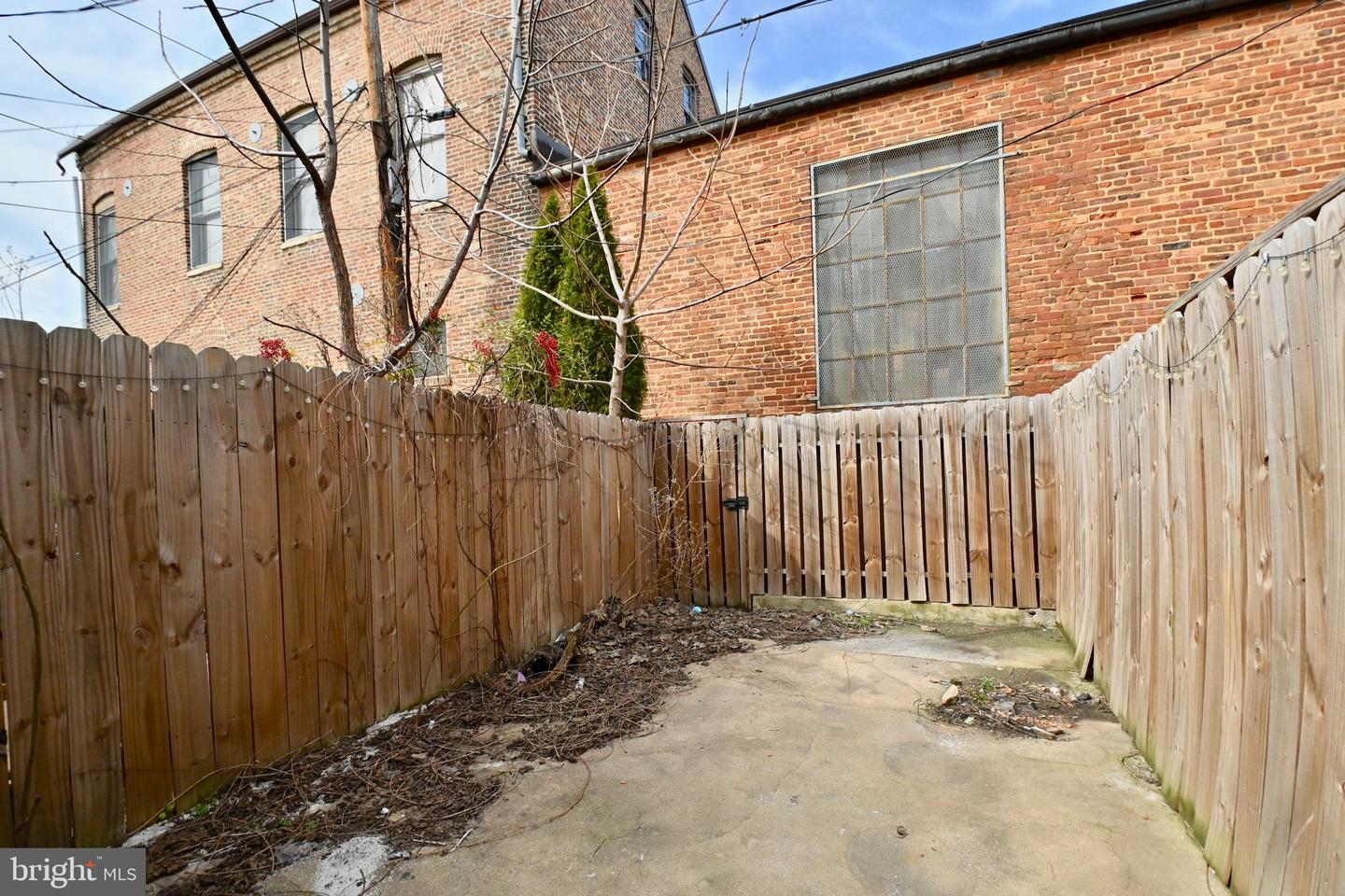 926 Washington Blvd Property Photo 33