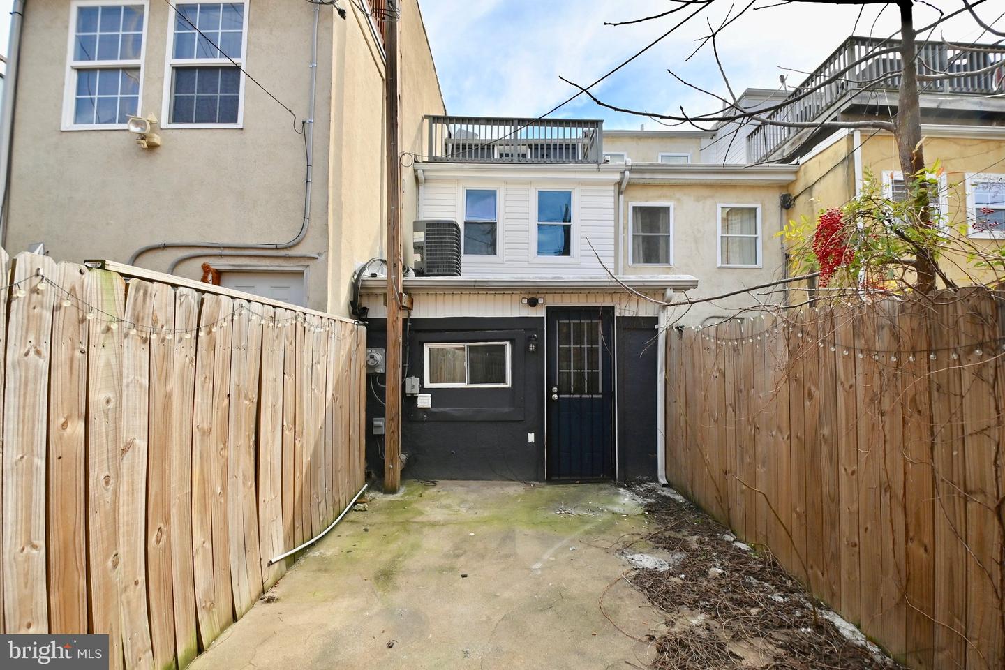 926 Washington Blvd Property Photo 34