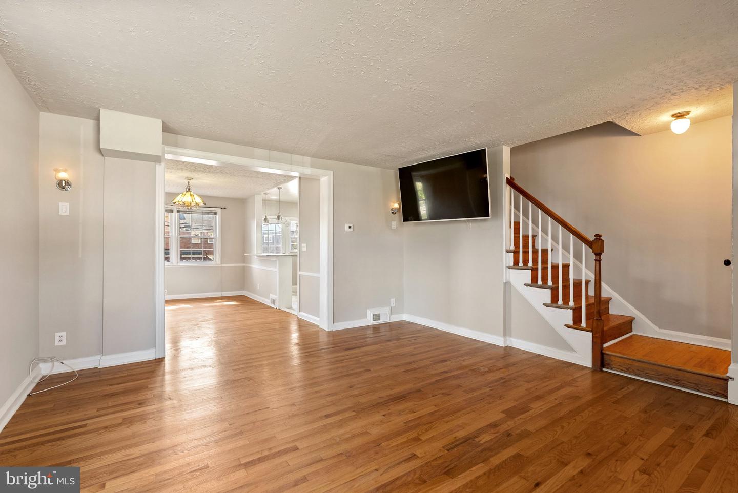 1343 Stonewood Rd Property Photo 6