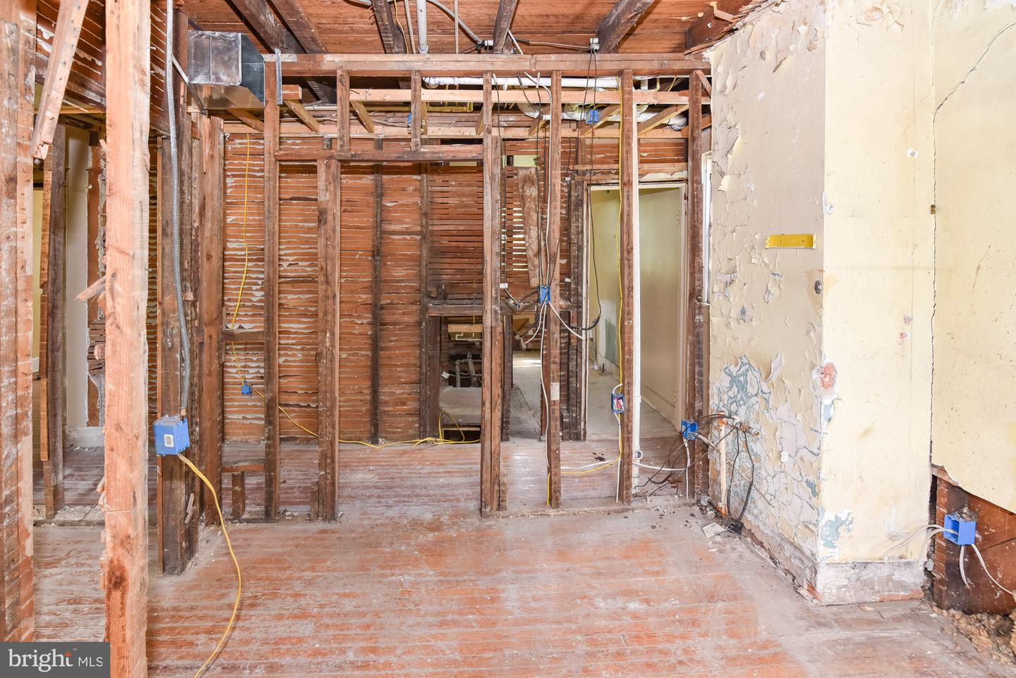 3900 5th St Property Photo 32