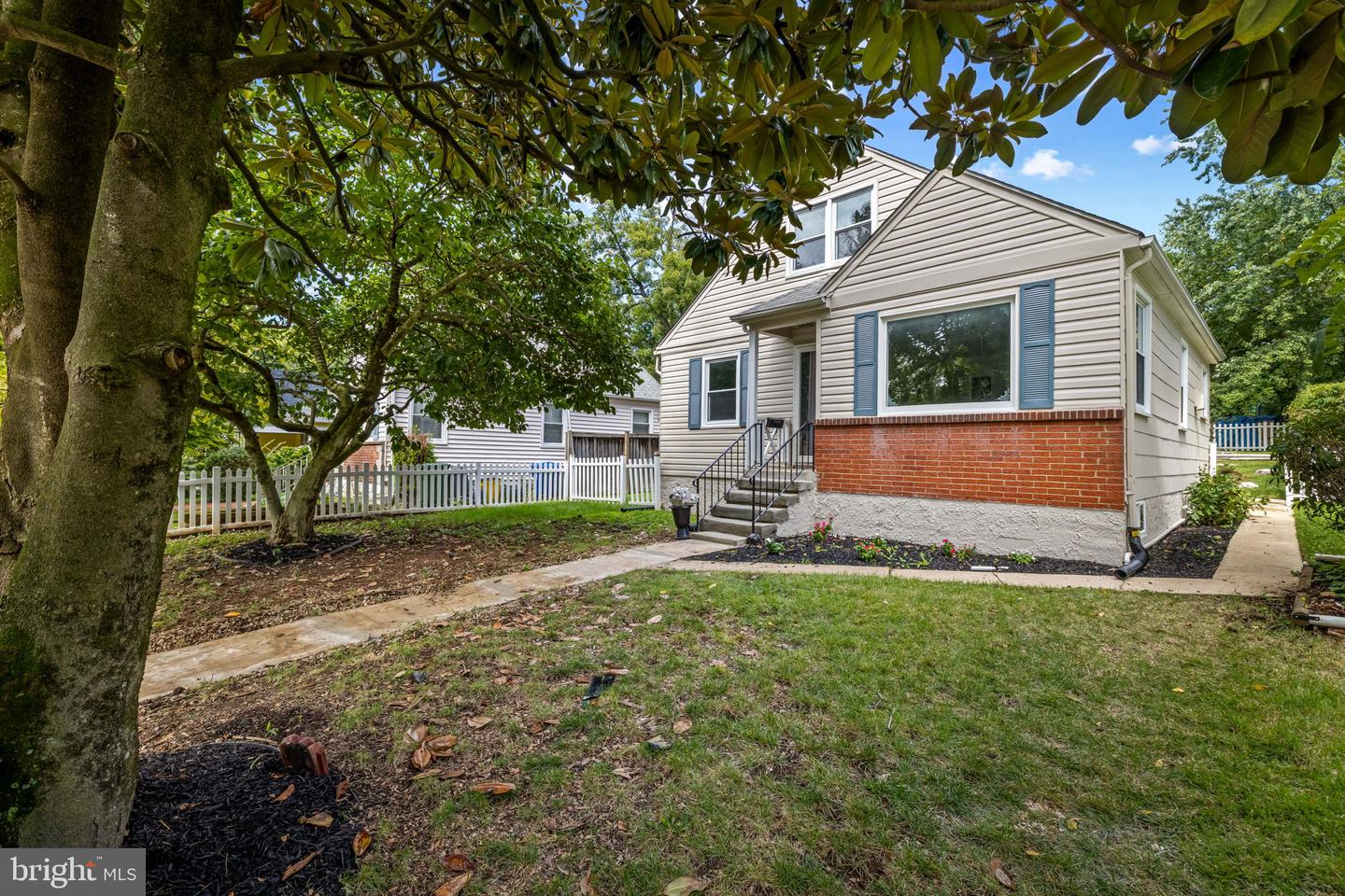 5522 Bosworth Ave Property Photo 3