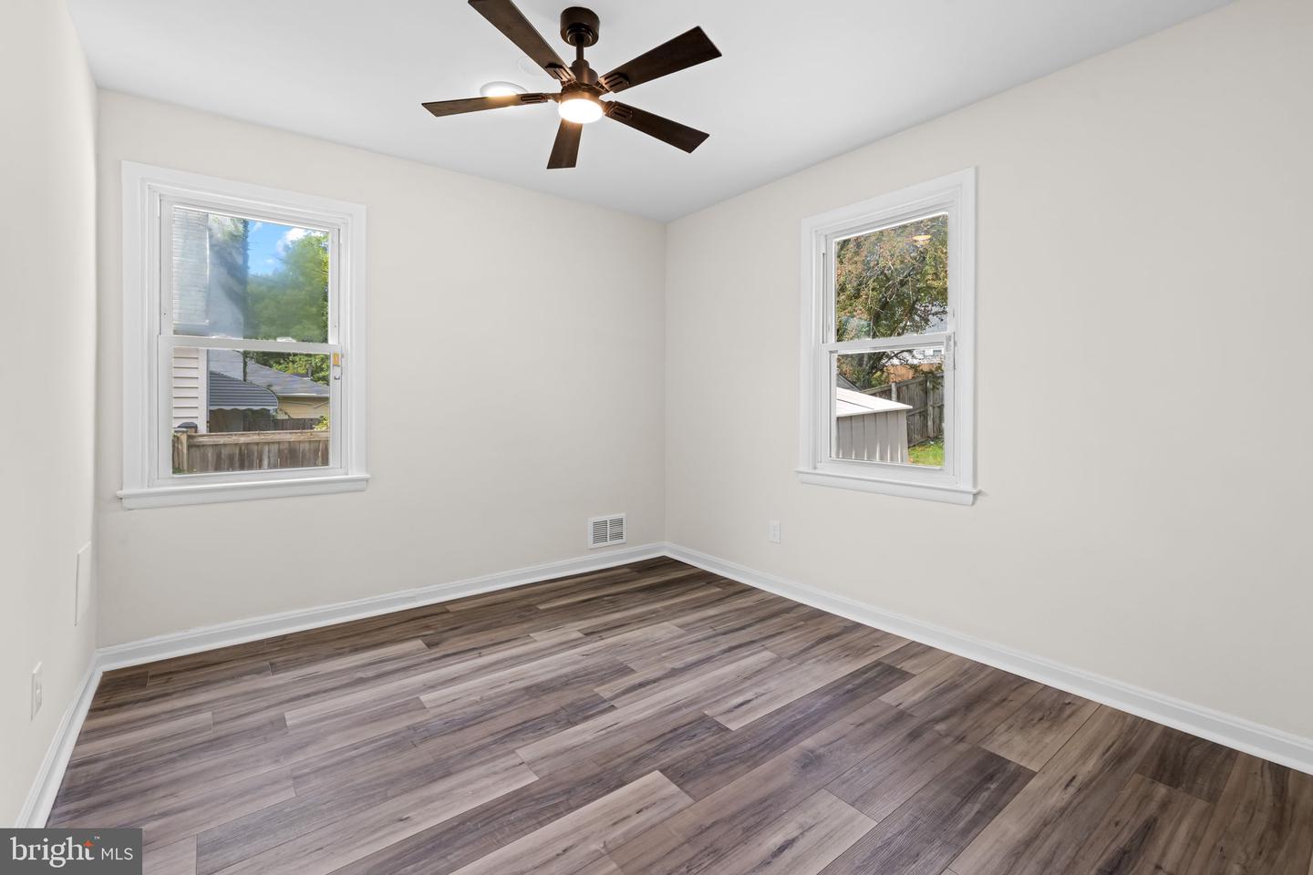 5522 Bosworth Ave Property Photo 14