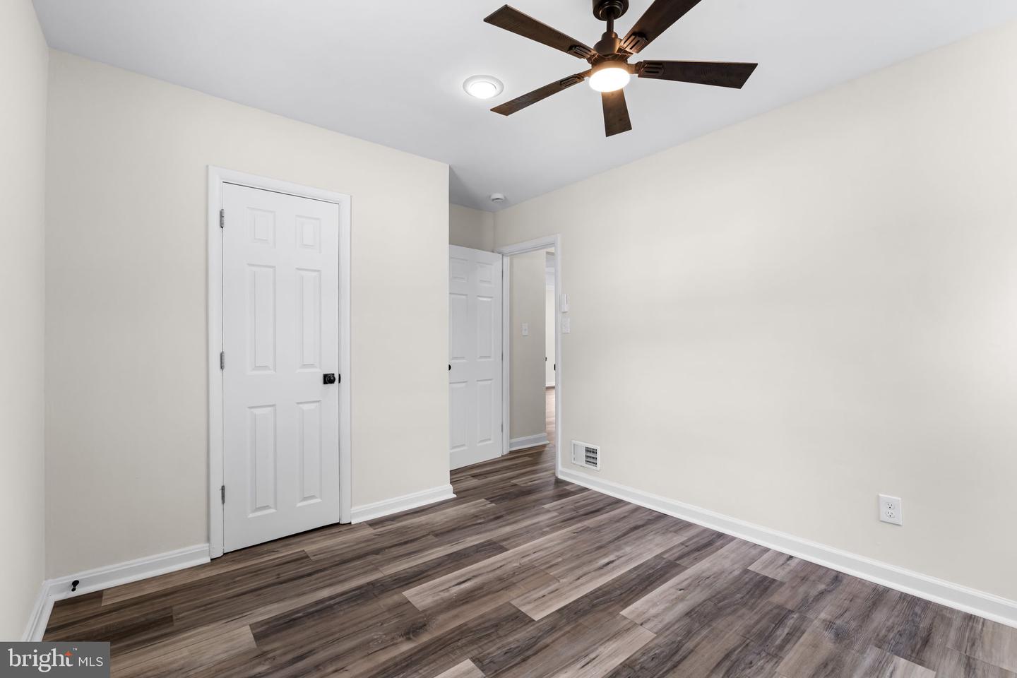 5522 Bosworth Ave Property Photo 15