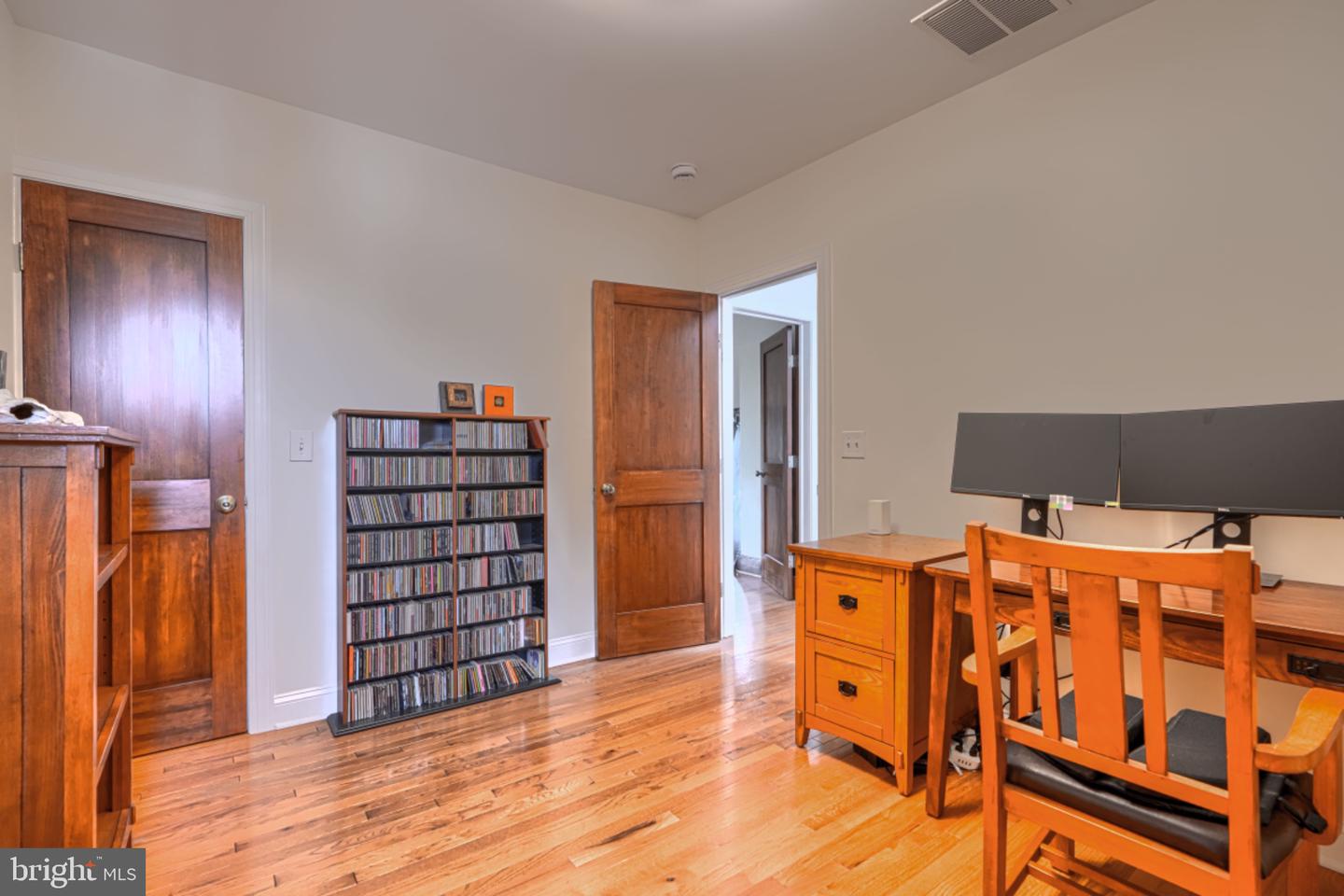 2710 N Calvert St Property Photo 35