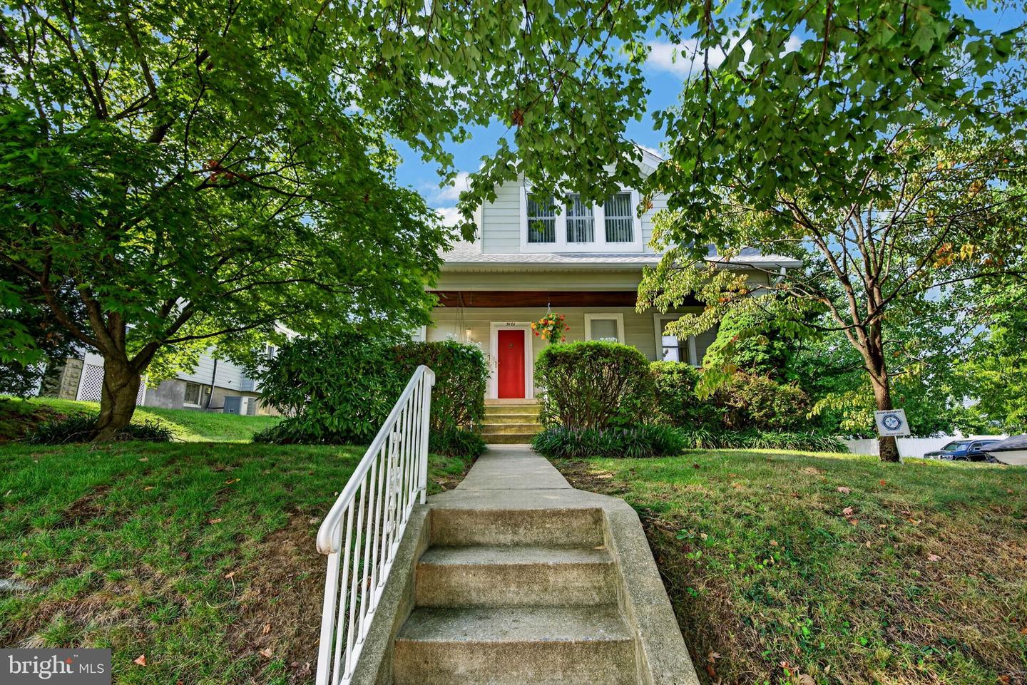 3101 Clearview Ave Property Photo 1