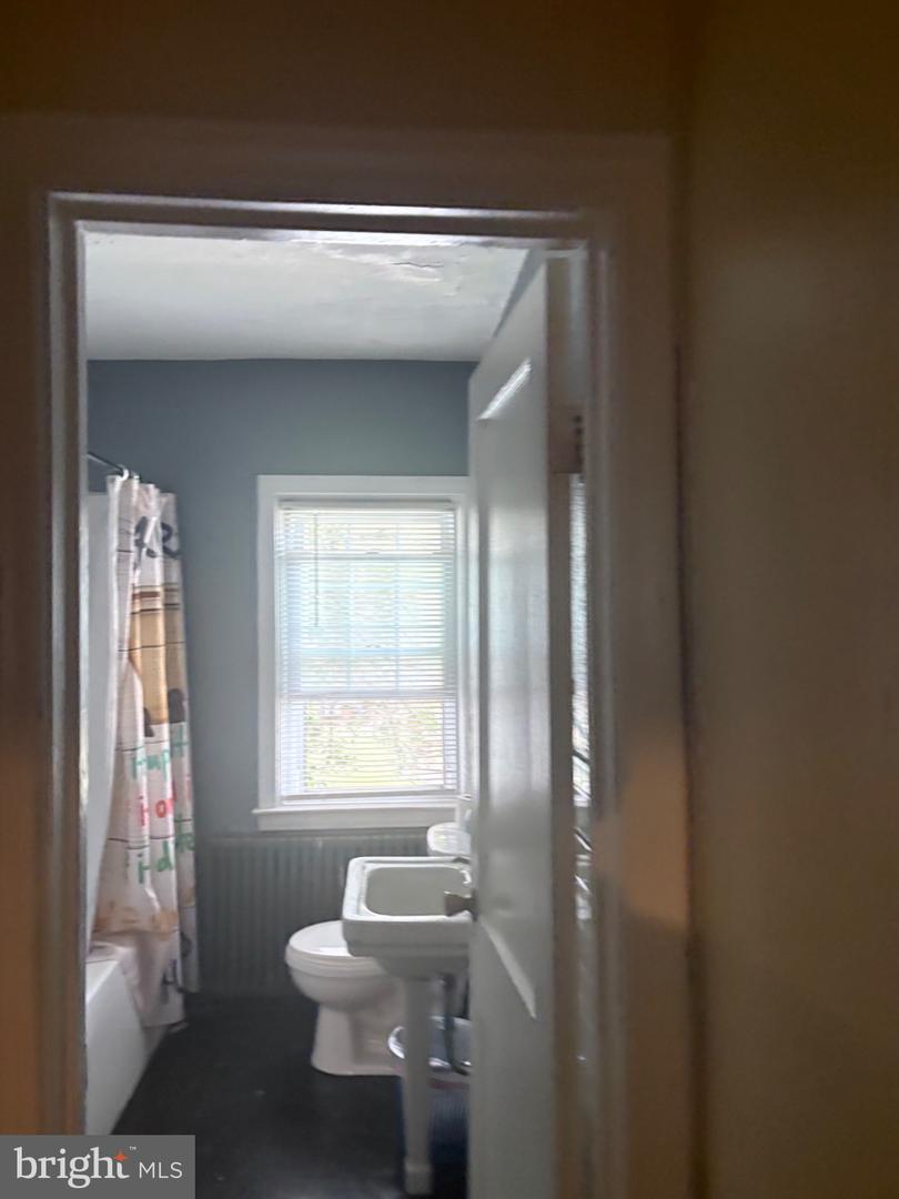 709 Augusta Property Photo 11