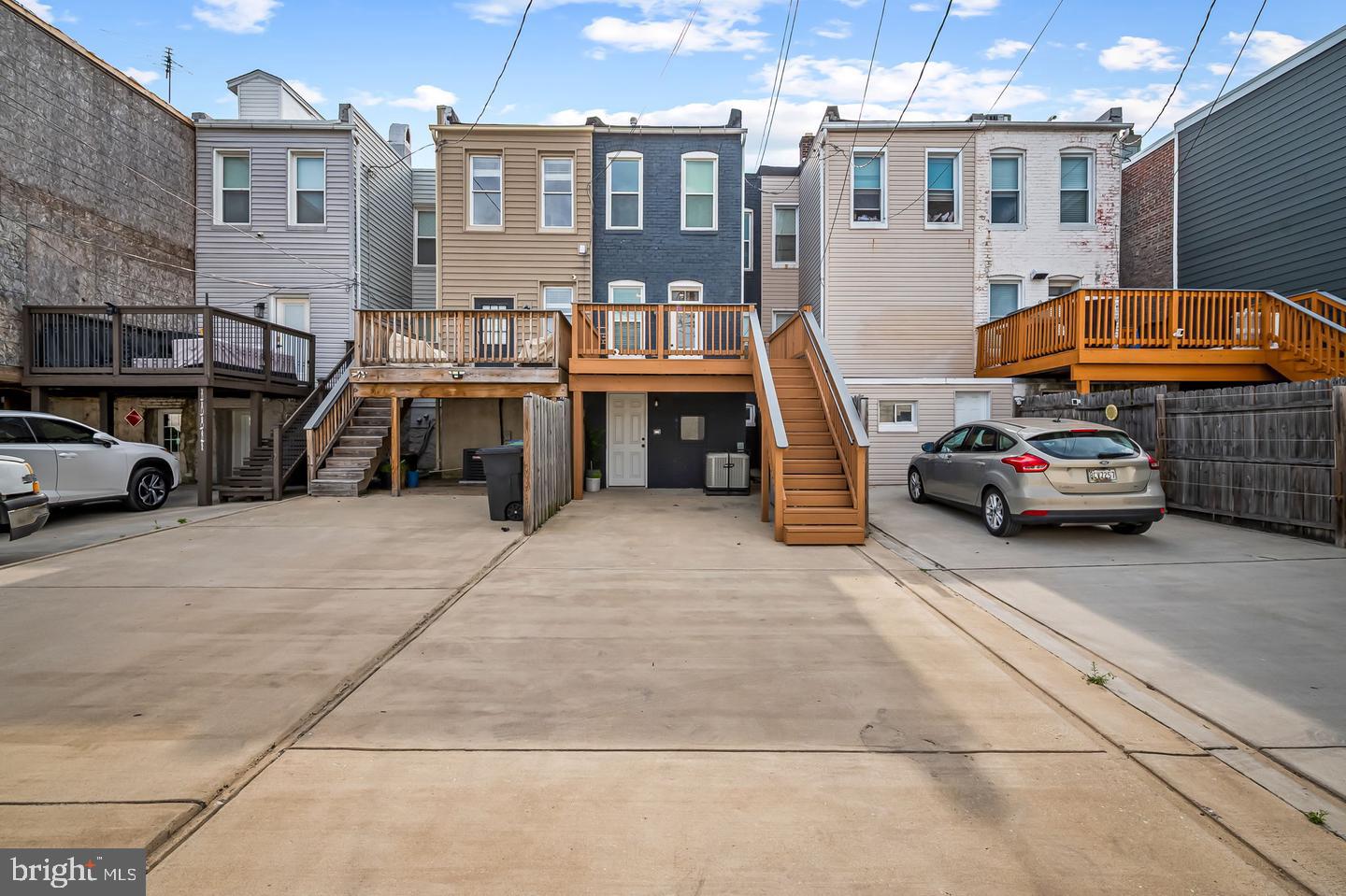 609 Grundy St Property Photo 41