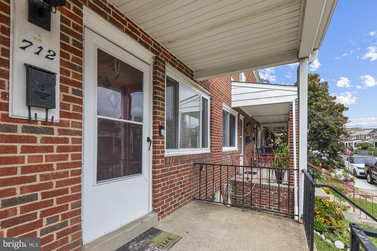 712 Umbra St Property Photo 3